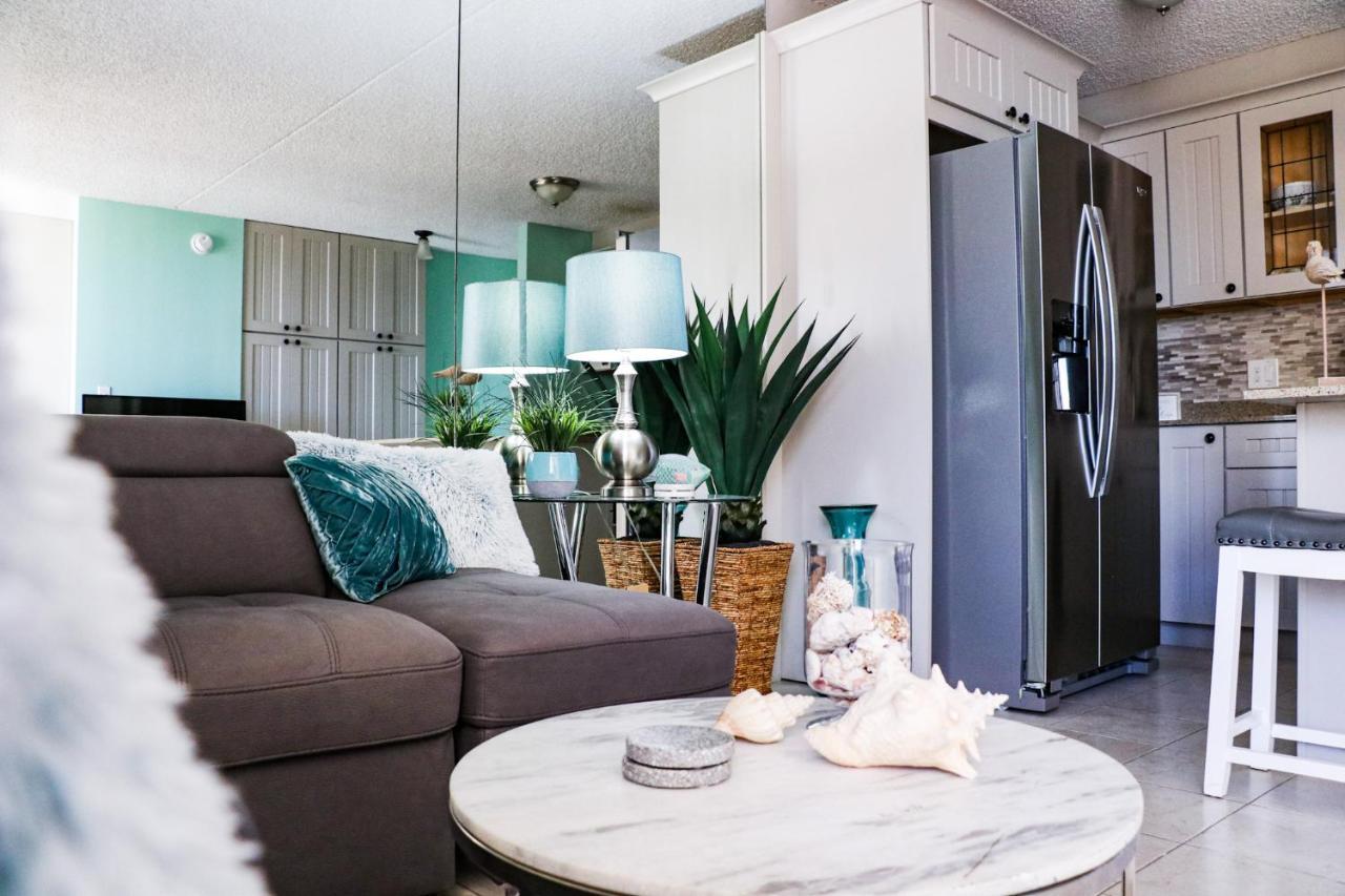 The Makai Suite At The Waikiki Banyan Хонолулу Екстериор снимка