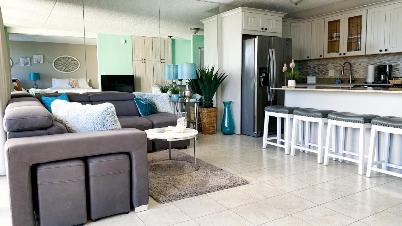 The Makai Suite At The Waikiki Banyan Хонолулу Екстериор снимка