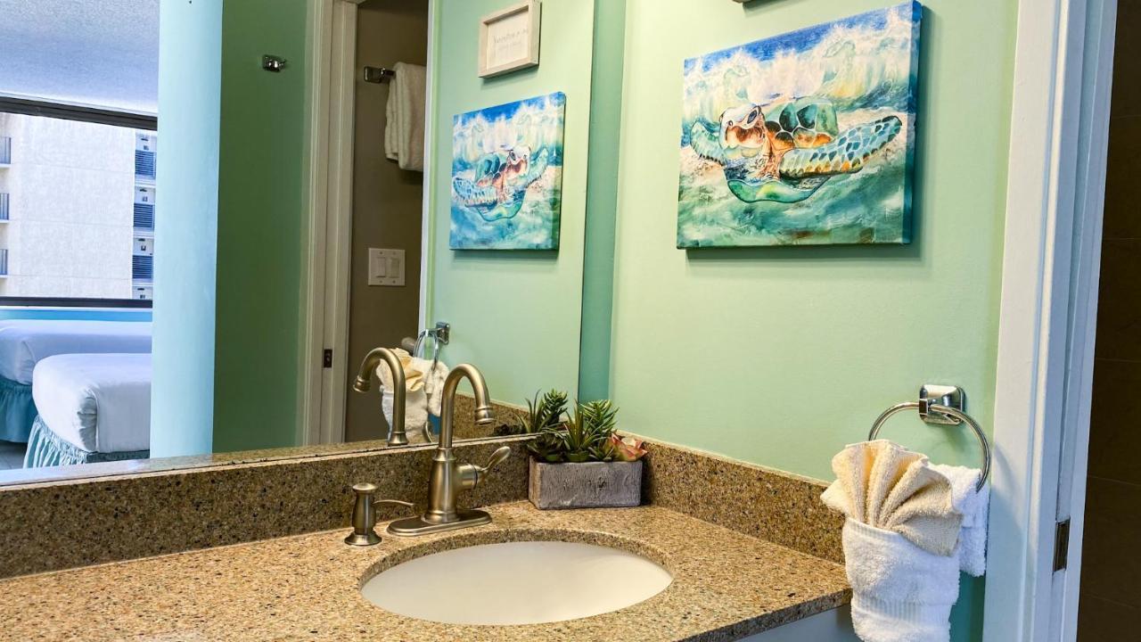The Makai Suite At The Waikiki Banyan Хонолулу Екстериор снимка